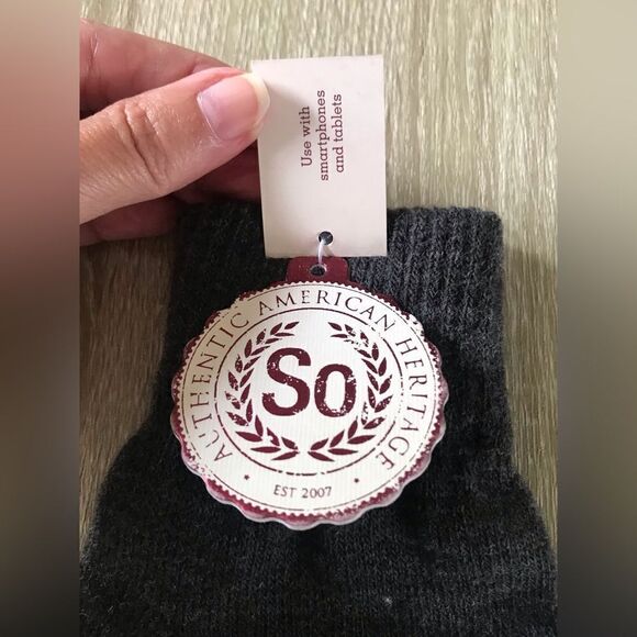 NWT … Touch Screen Compatible SO “Just Chillin” Magic Gloves - Picture 4 of 5